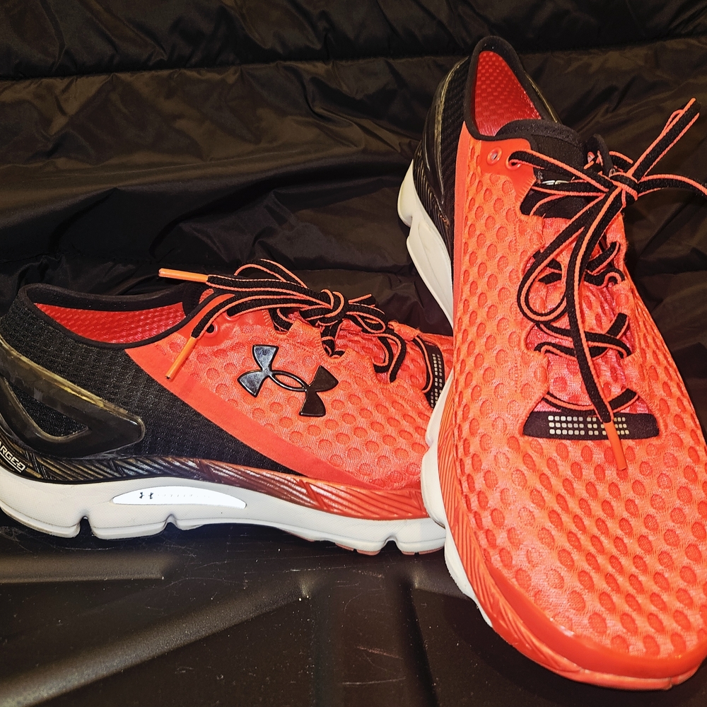 Under Armour Red/Orange and Black Athletic Shoes